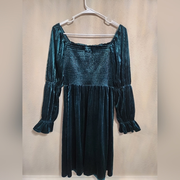 Green Velvet Long Sleeve Off The Shoulder Dress Size Small - Picture 5 of 5